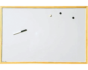 Магнитна бяла дъска с дървена рамка 60х90